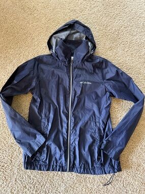 Columbia Navy and Teal Outdoor Packable Jacket